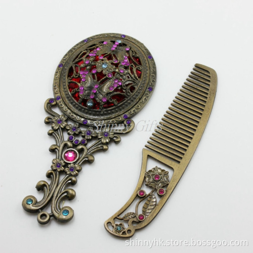 Shinny Gifts Vintage Butterfly Design 3D Handle Mirror with Comb